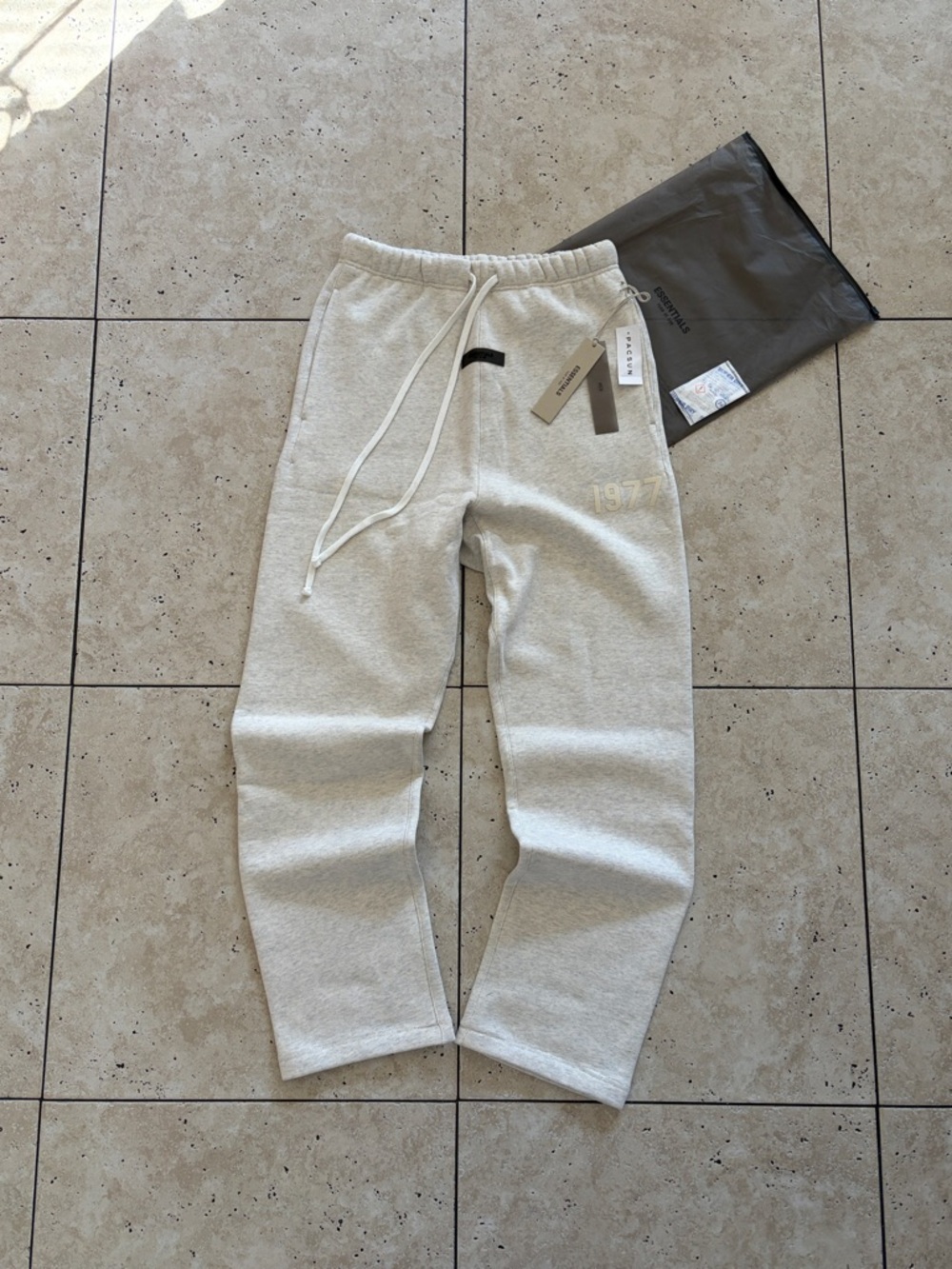 Essentials Fear Of God Light Oat 1977 Sweatpants